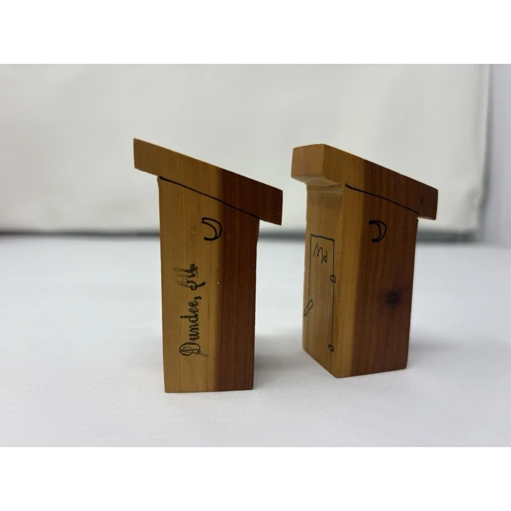 Ma and Pa Out House Souvenir Salt & Pepper Shakers Handcrafted Dundee Illinois